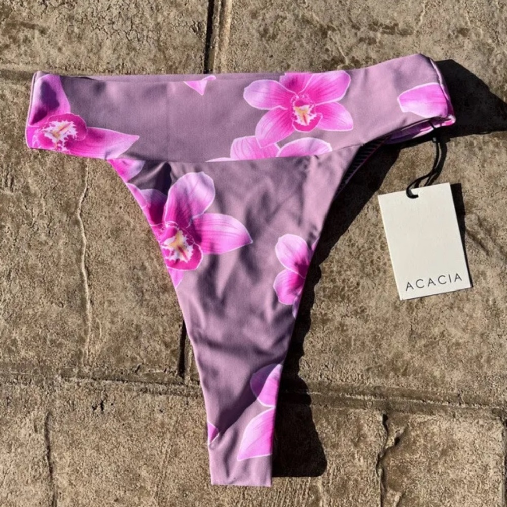 NWT Acacia Swimwear Mateo Bikini Bottoms in Gigi Print Size (P) or XS
